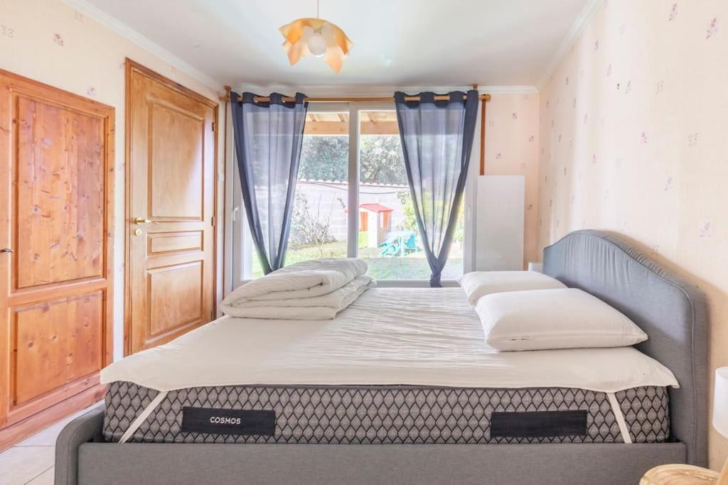 La Maison Des Epinouses Chaucre Extérieur photo