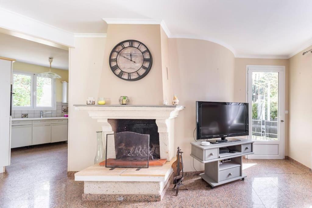 La Maison Des Epinouses Chaucre Extérieur photo